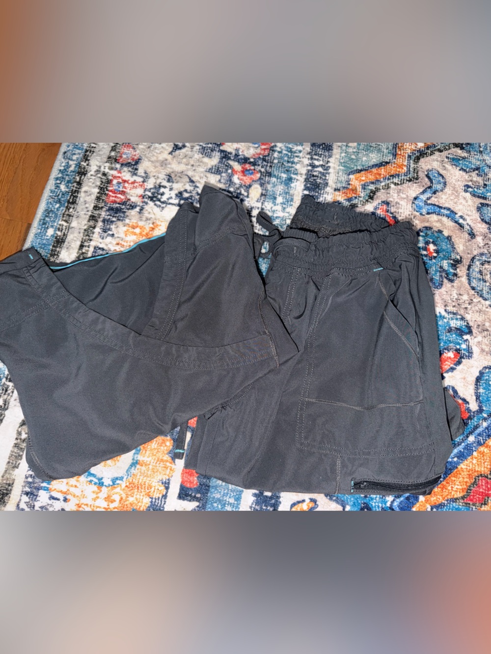 Med couture dark grey scrub set. Size medium